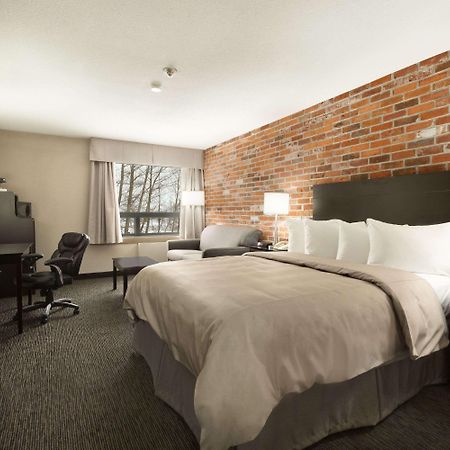 Hotel Super 8 By Wyndham Timmins On Exterior foto
