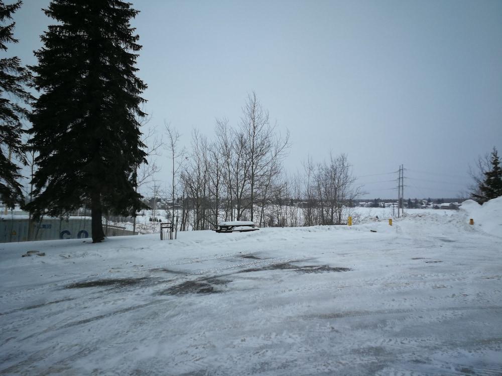 Hotel Super 8 By Wyndham Timmins On Exterior foto