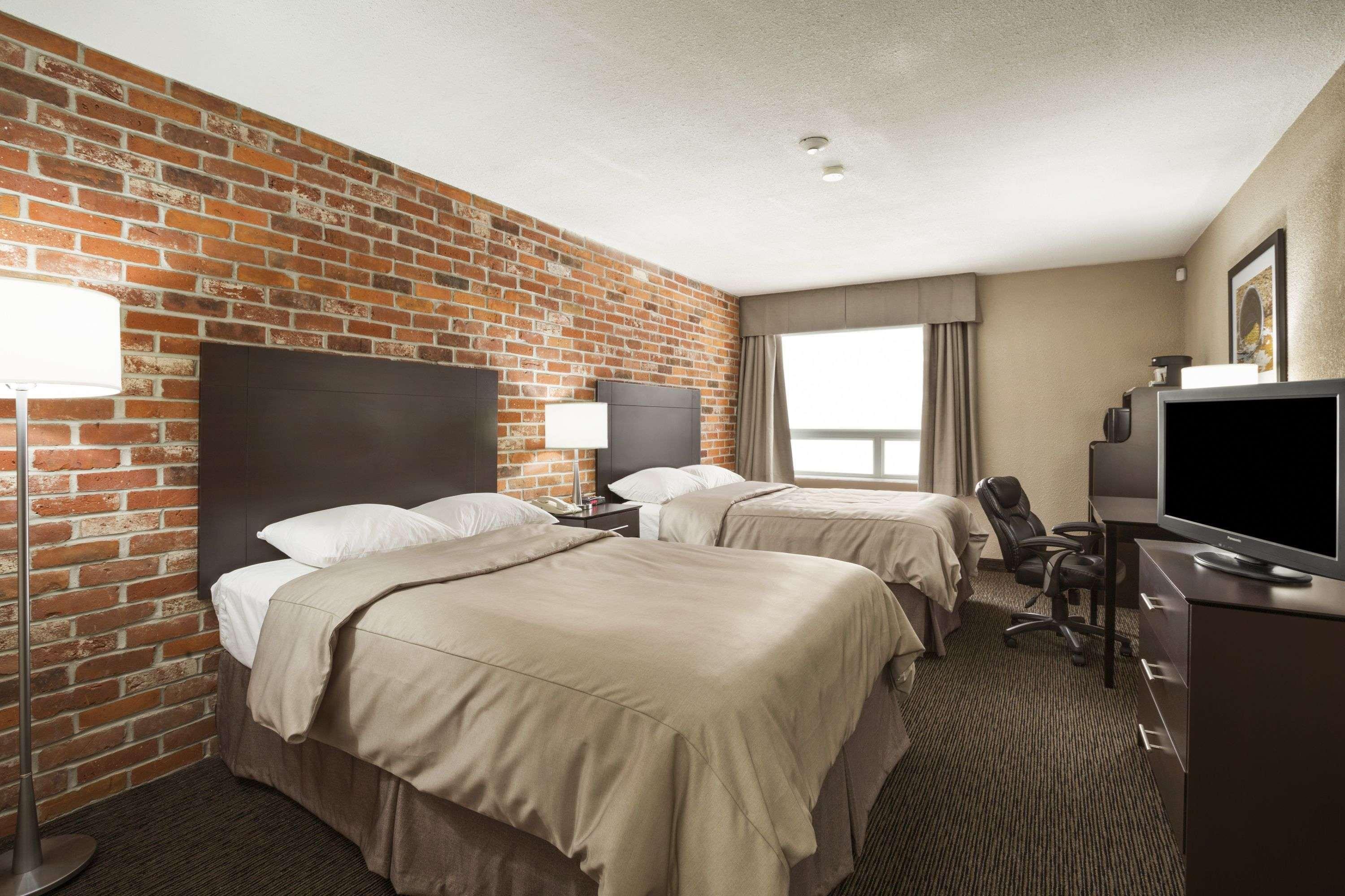 Hotel Super 8 By Wyndham Timmins On Exterior foto